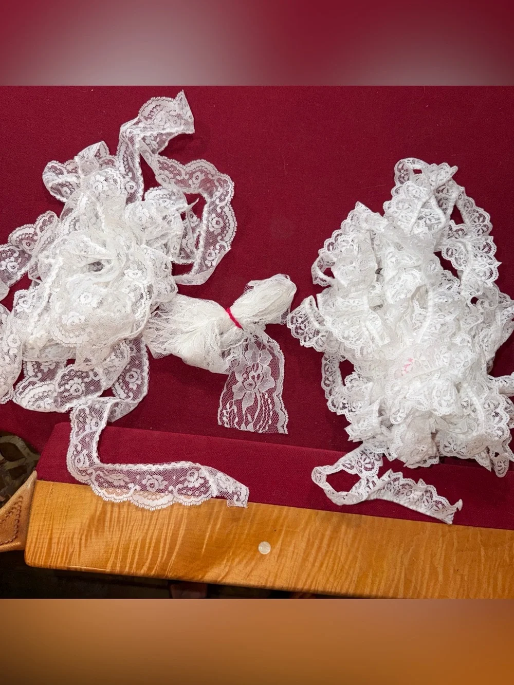 VINTAGE WHITE LACE,  Large LOT, 3 Kinds, Flowers,  3” Wide Roses, Lace Trim LOT